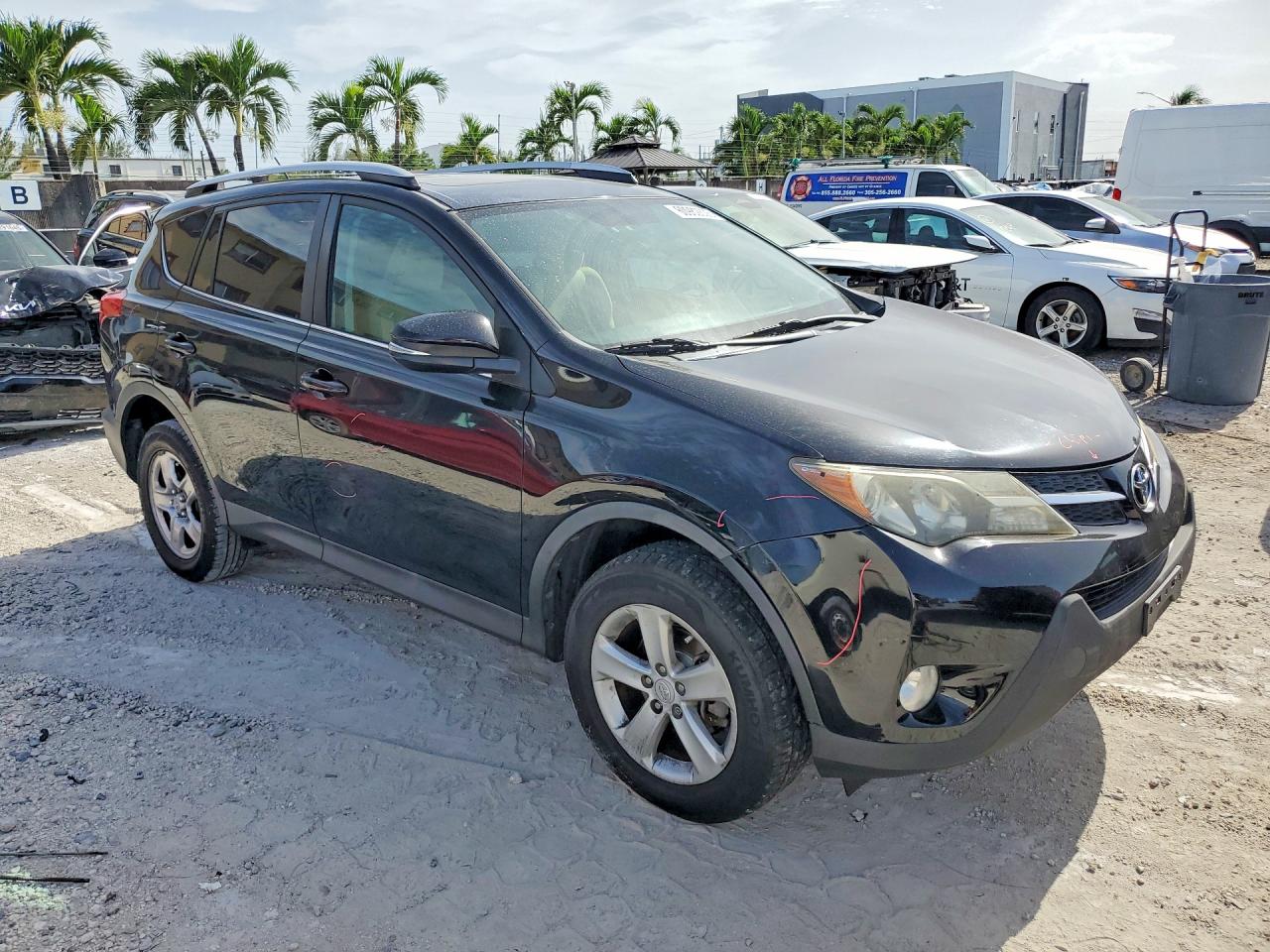 2014 TOYOTA RAV4