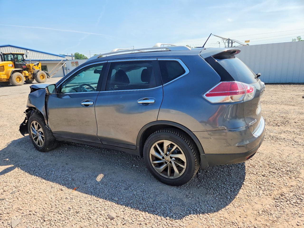 2015 NISSAN ROGUE