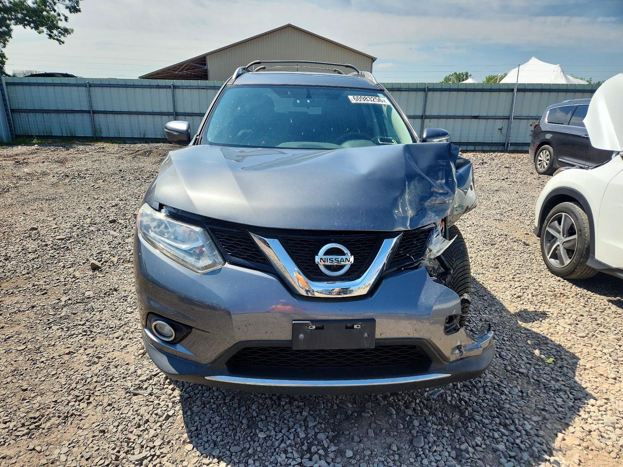 2015 NISSAN ROGUE