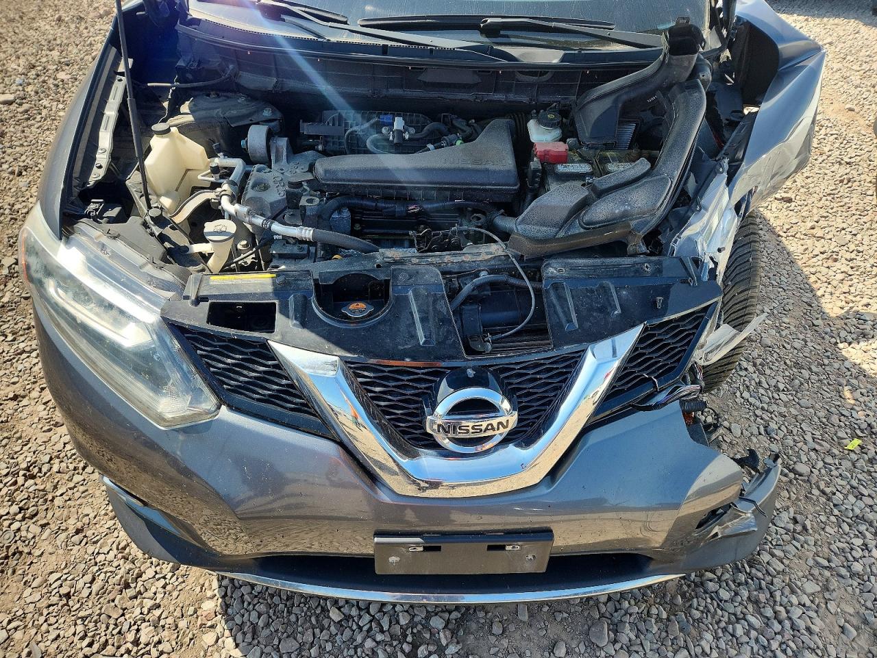 2015 NISSAN ROGUE
