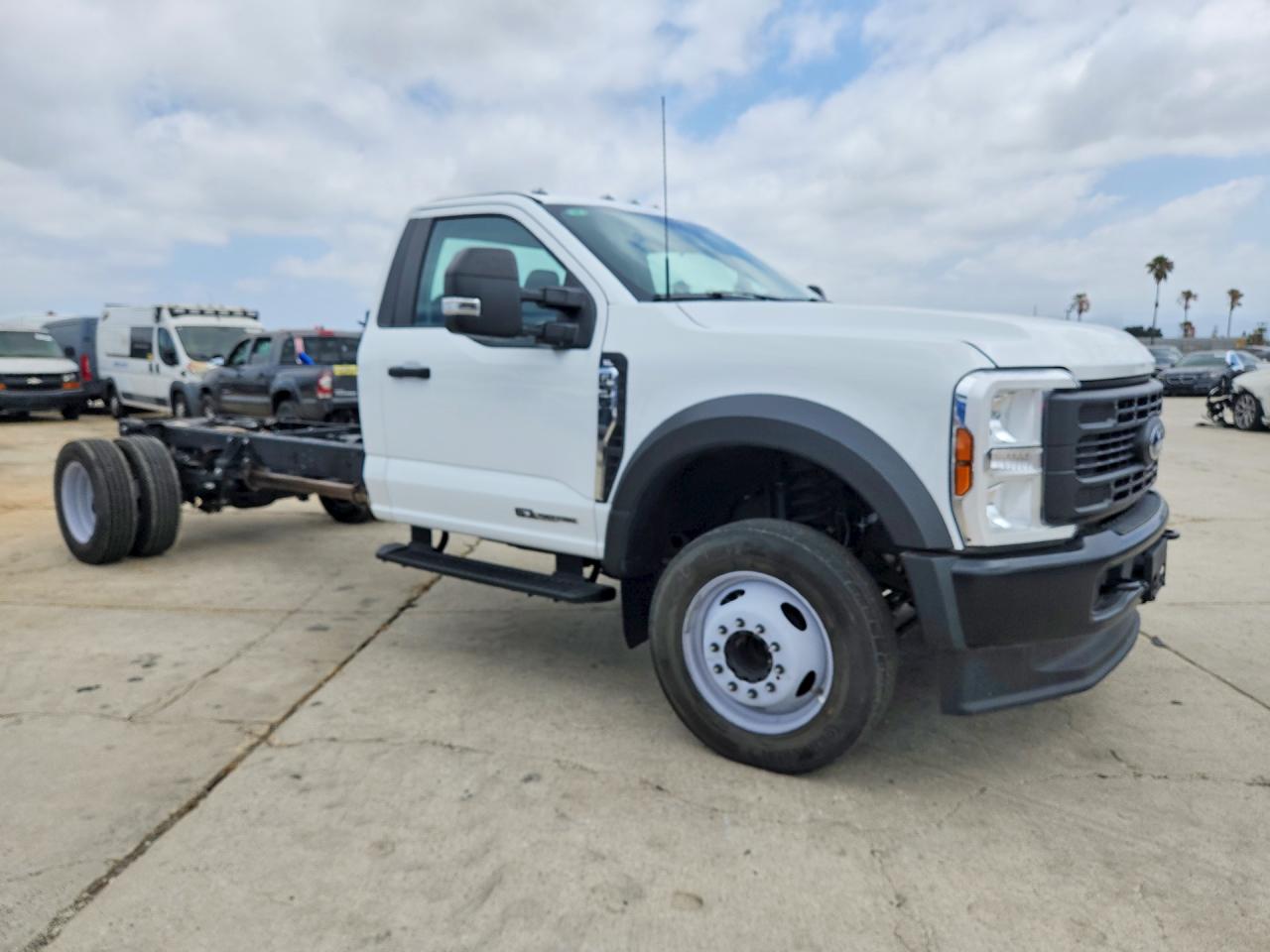 2024 FORD F550