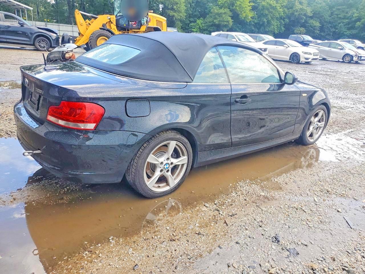 2013 BMW 1 SERIES