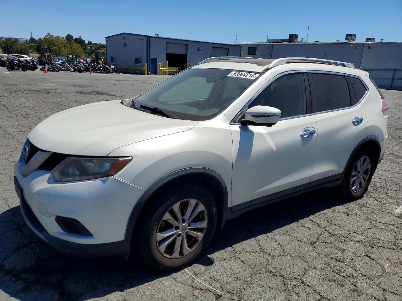 2016 NISSAN ROGUE