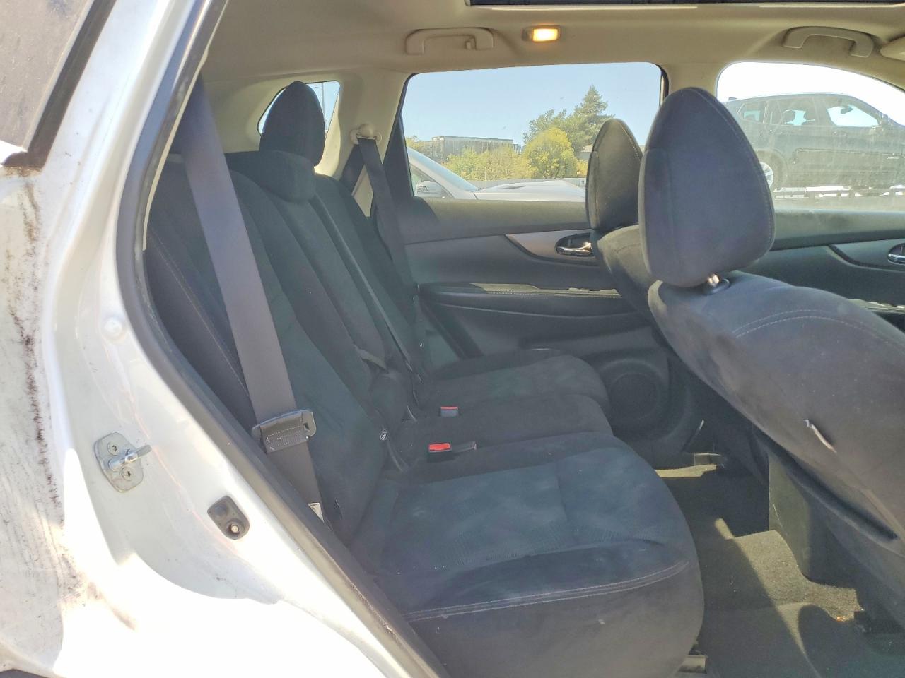2016 NISSAN ROGUE