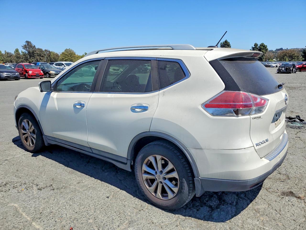 2016 NISSAN ROGUE