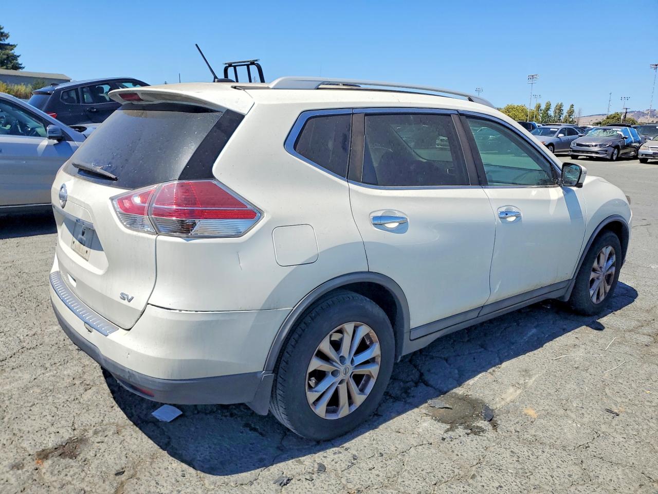 2016 NISSAN ROGUE