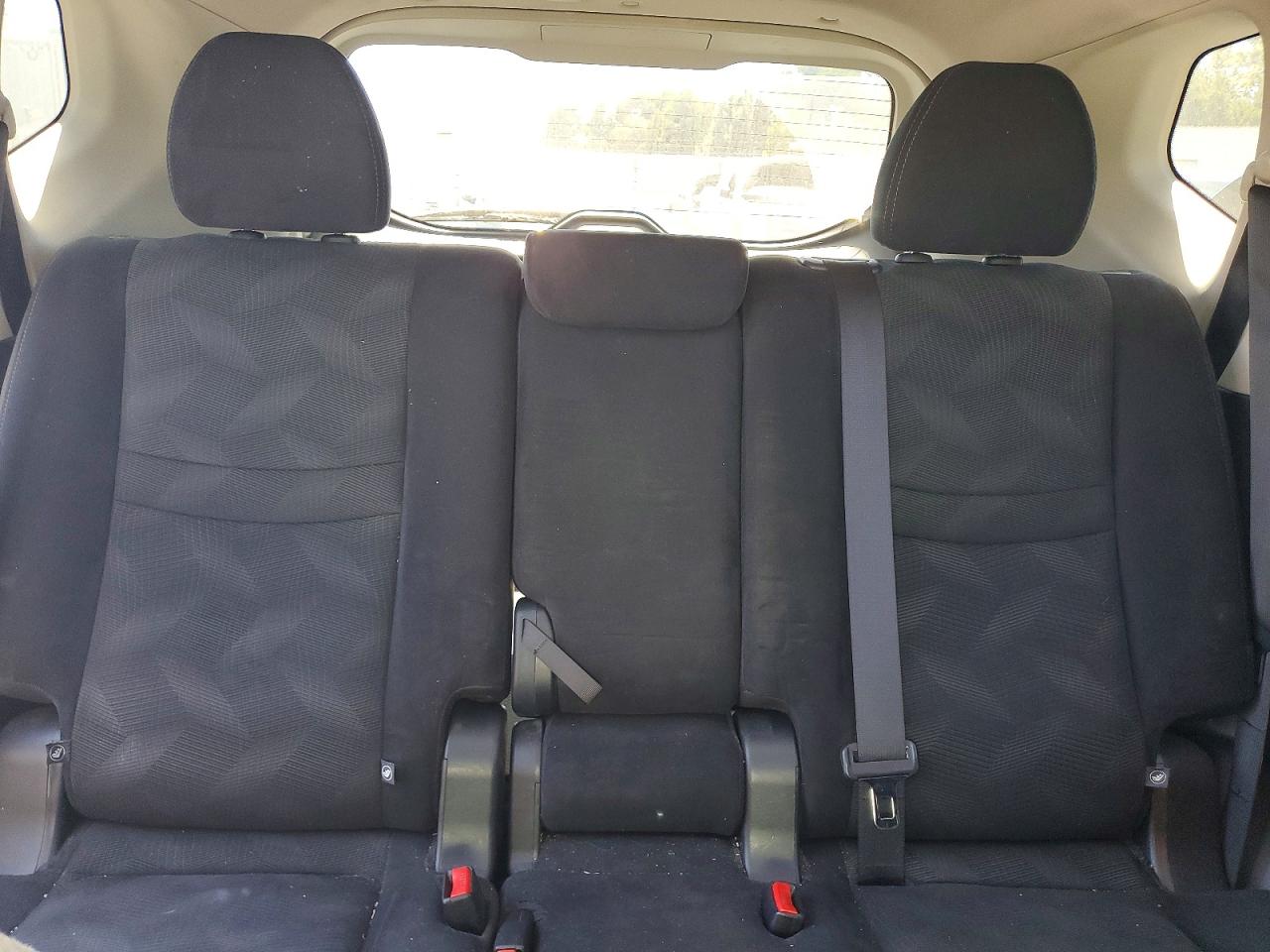 2016 NISSAN ROGUE