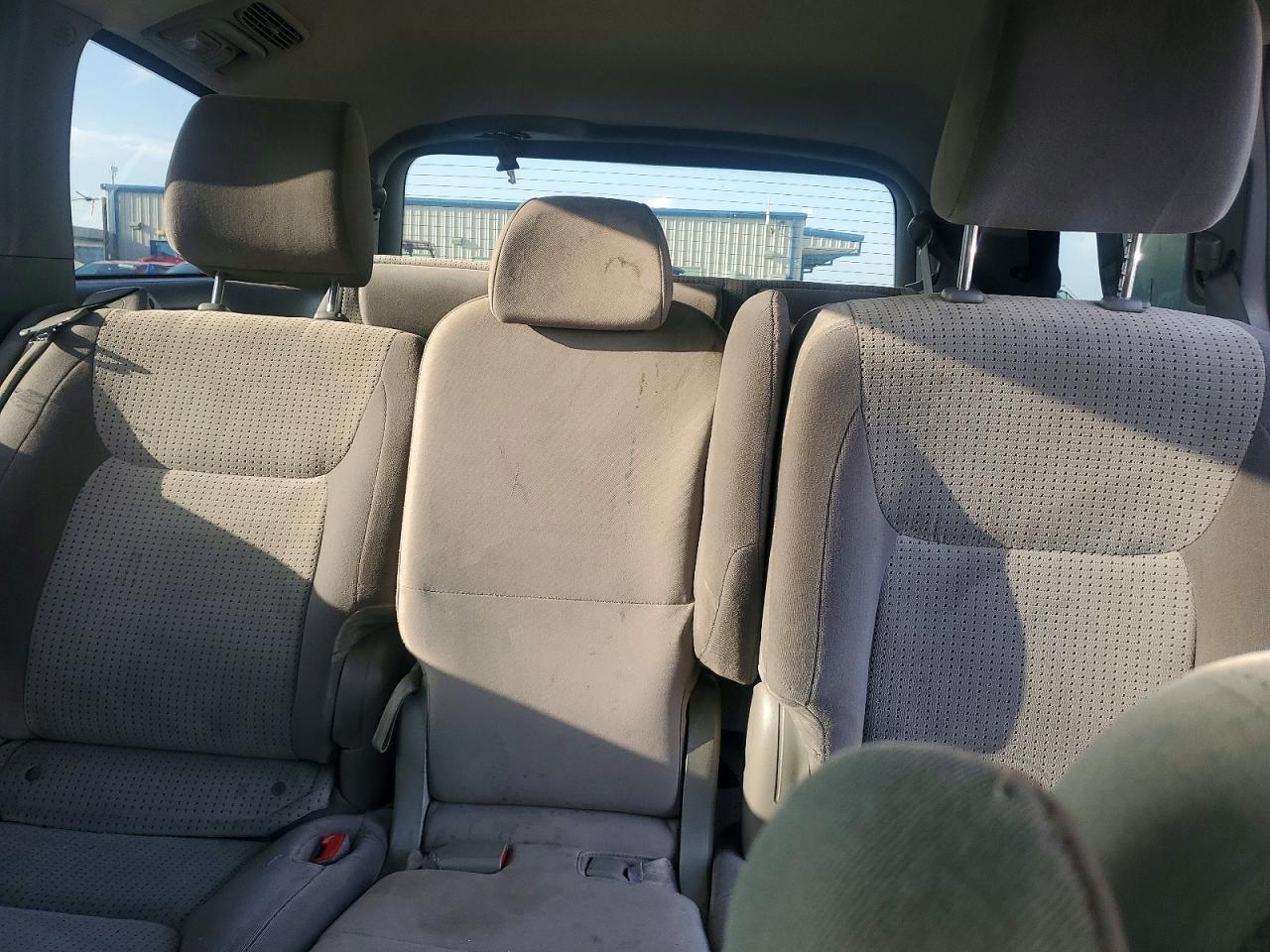2009 TOYOTA SIENNA
