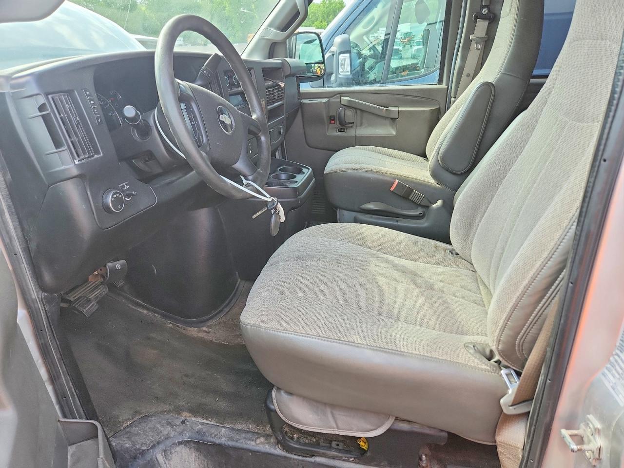 2019 CHEVROLET EXPRESS