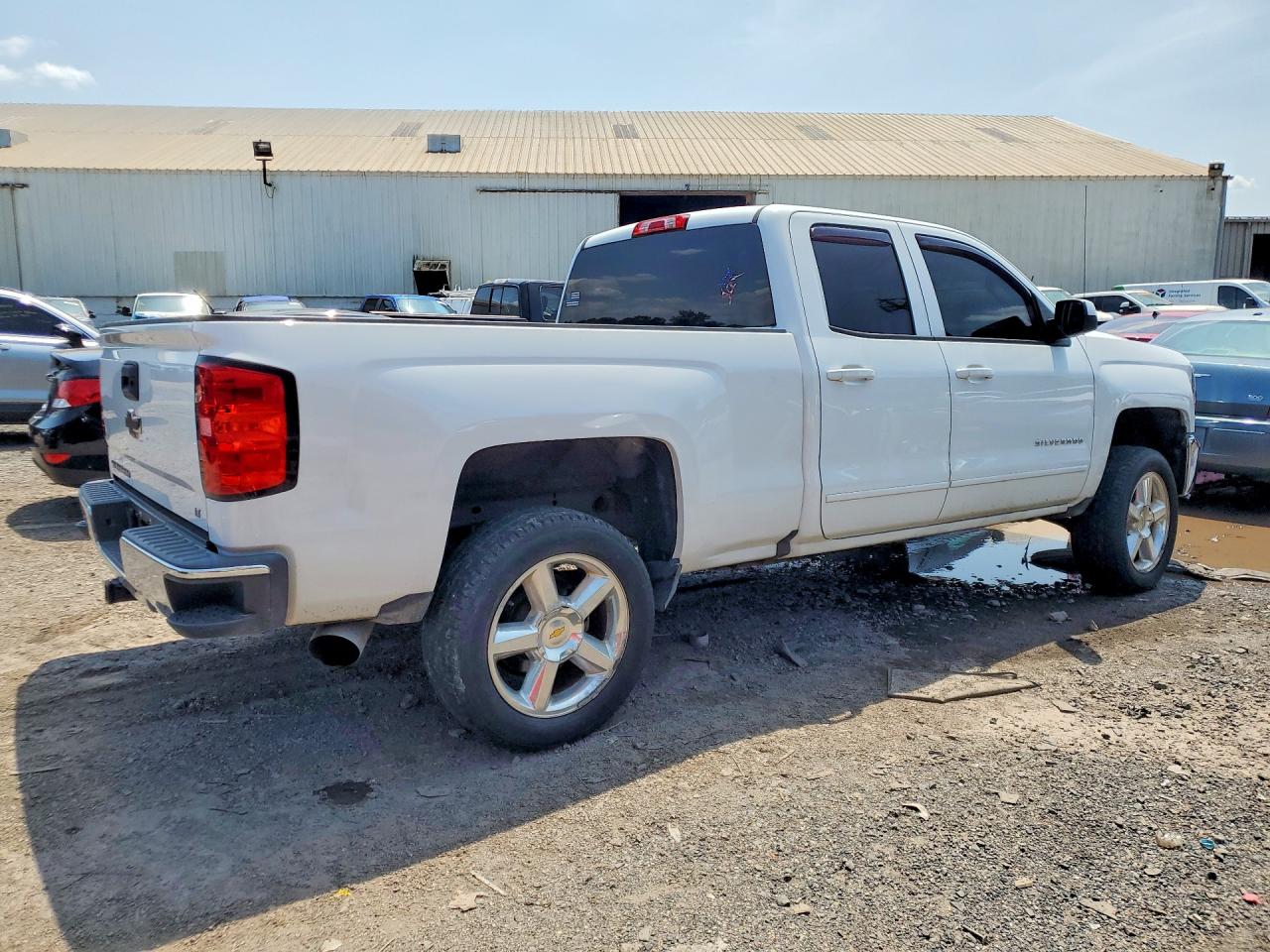 2017 CHEVROLET SILVERADO