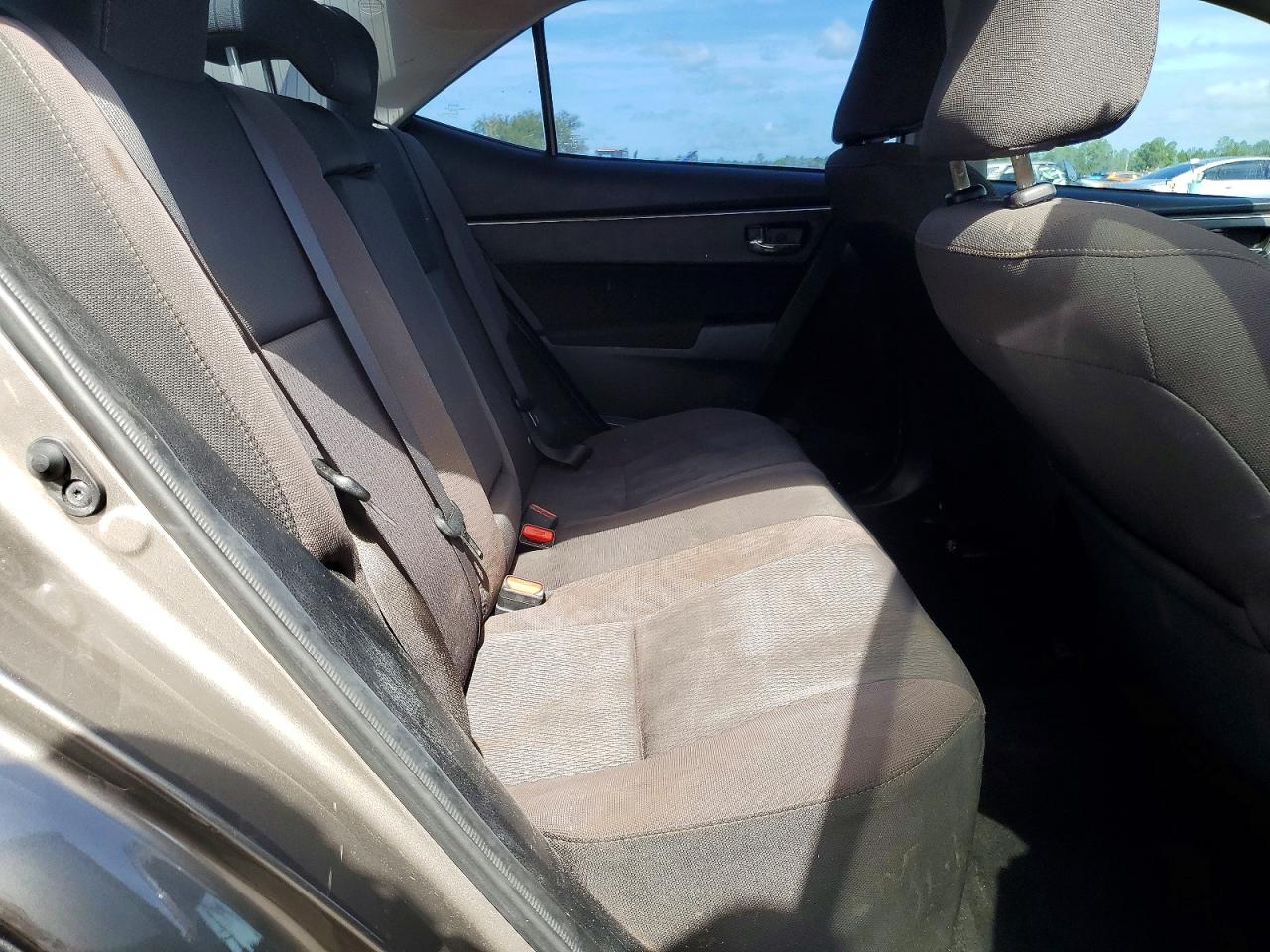 2017 TOYOTA COROLLA