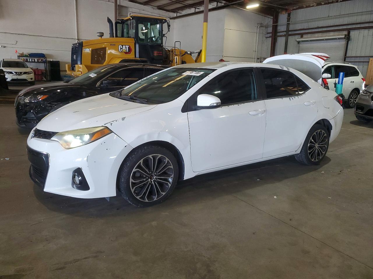 2015 TOYOTA COROLLA