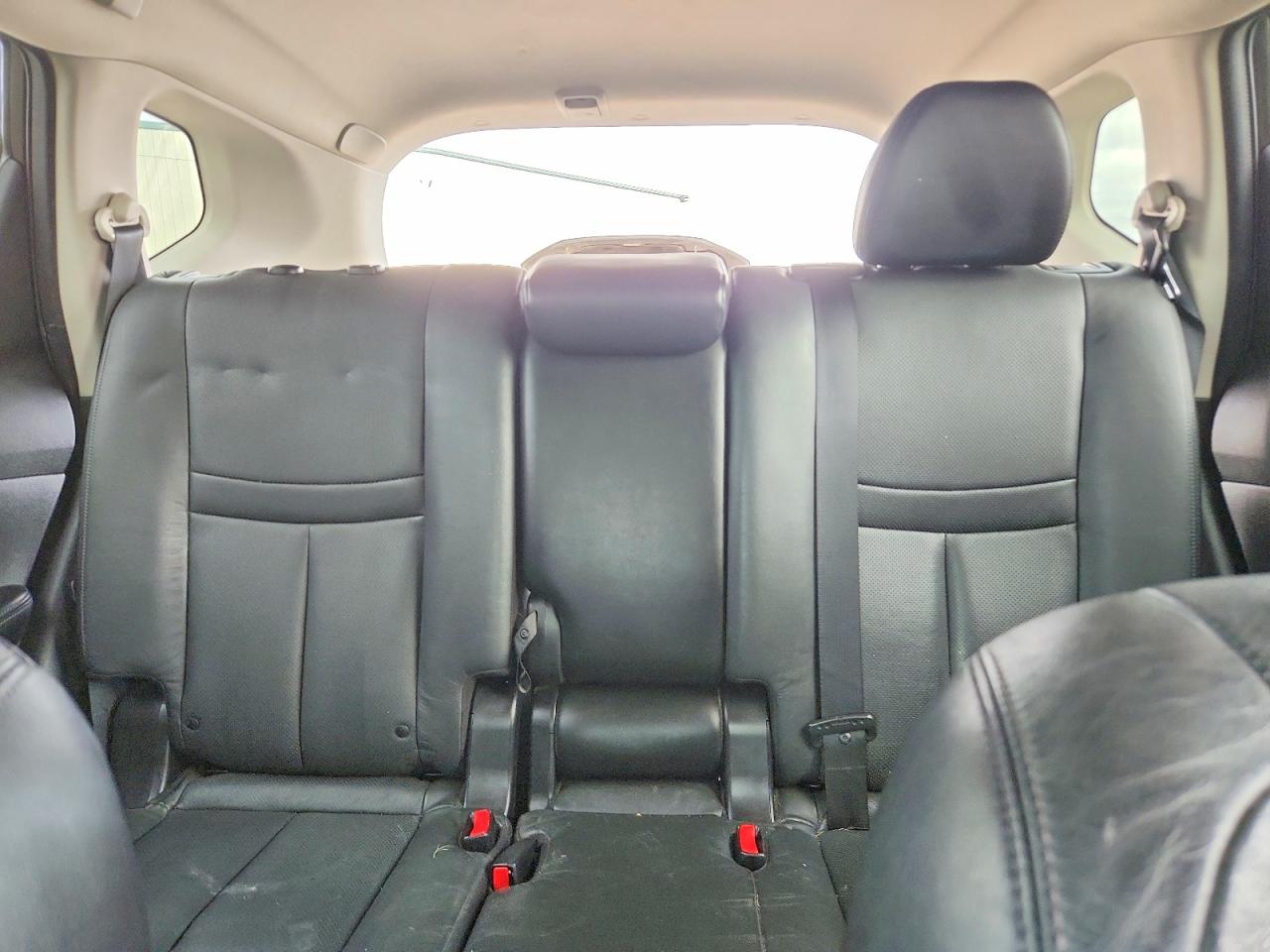 2014 NISSAN ROGUE