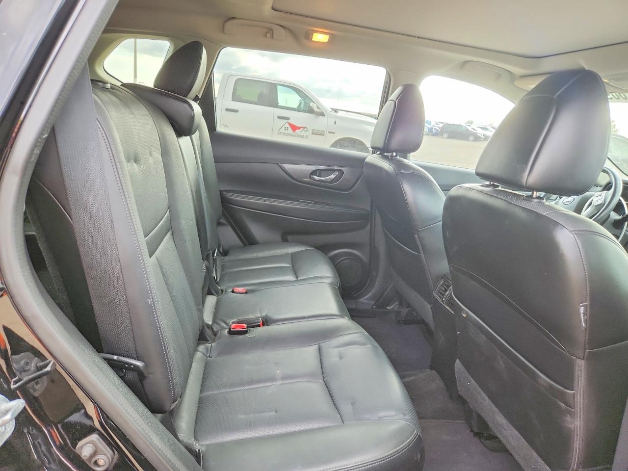 2014 NISSAN ROGUE