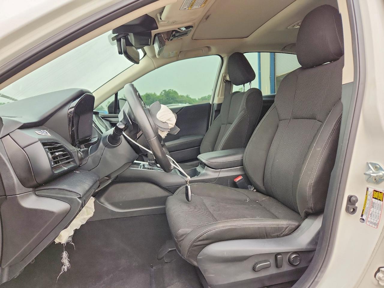 2025 SUBARU LEGACY