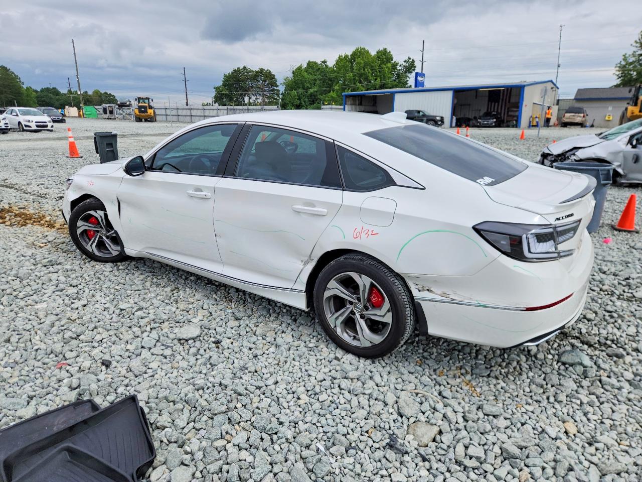 2019 HONDA ACCORD