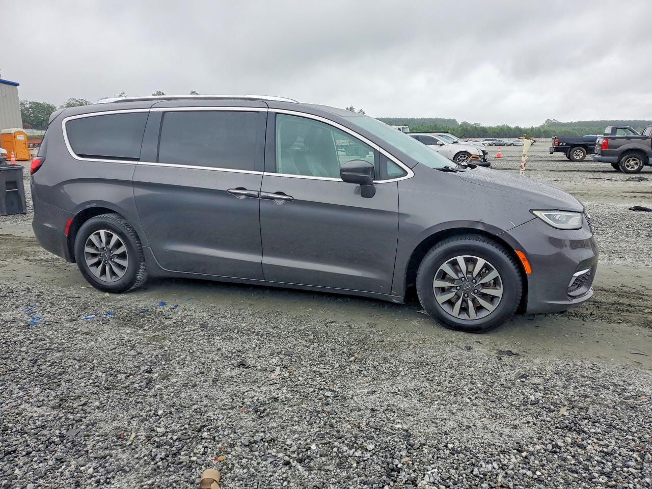 2021 CHRYSLER PACIFICA