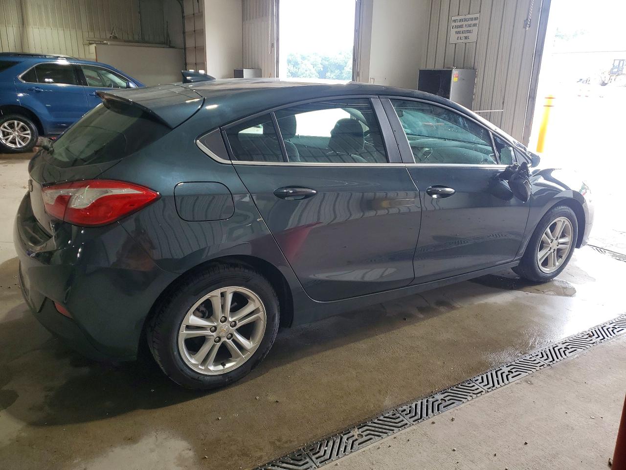 2017 CHEVROLET CRUZE