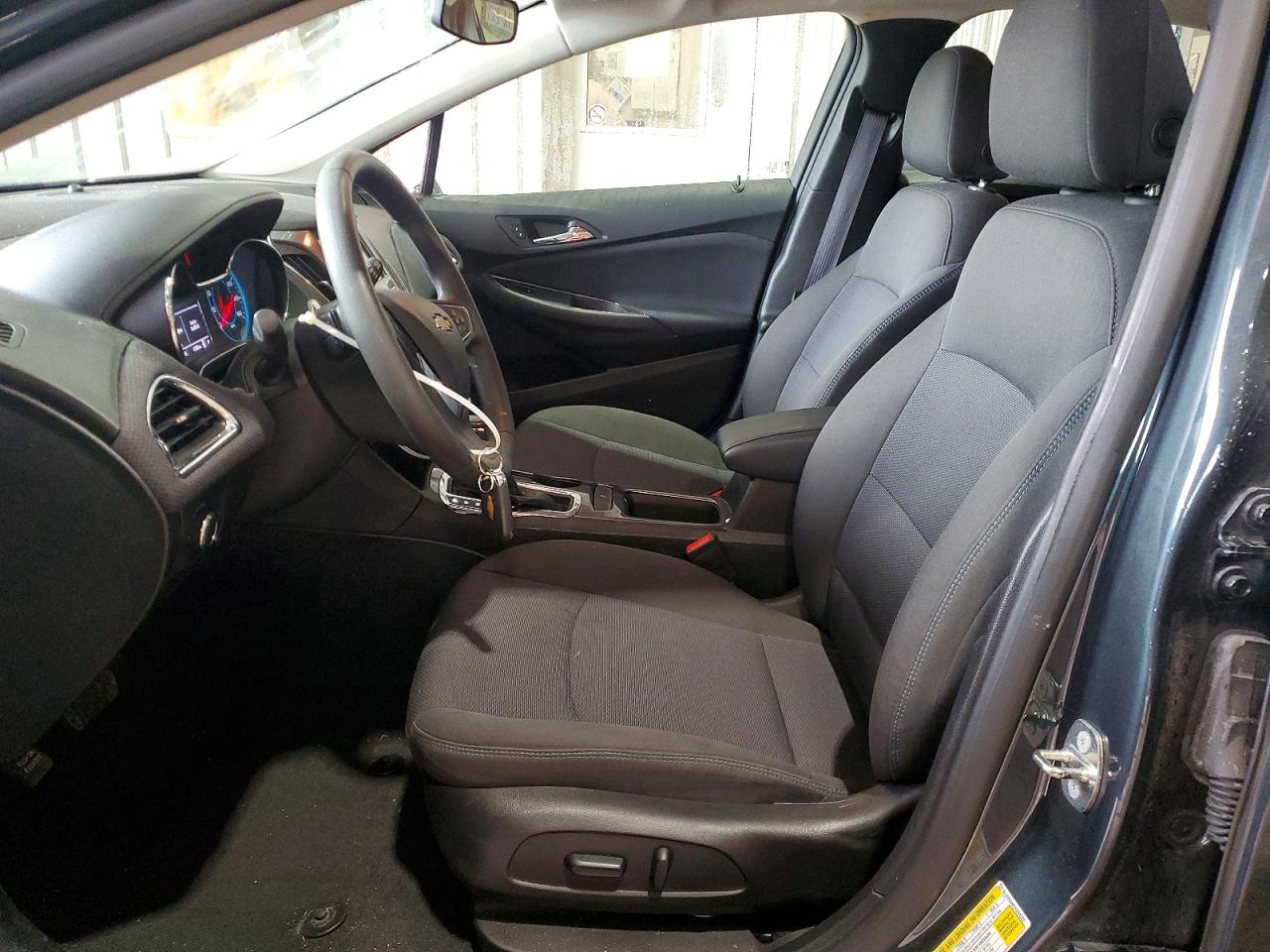 2017 CHEVROLET CRUZE