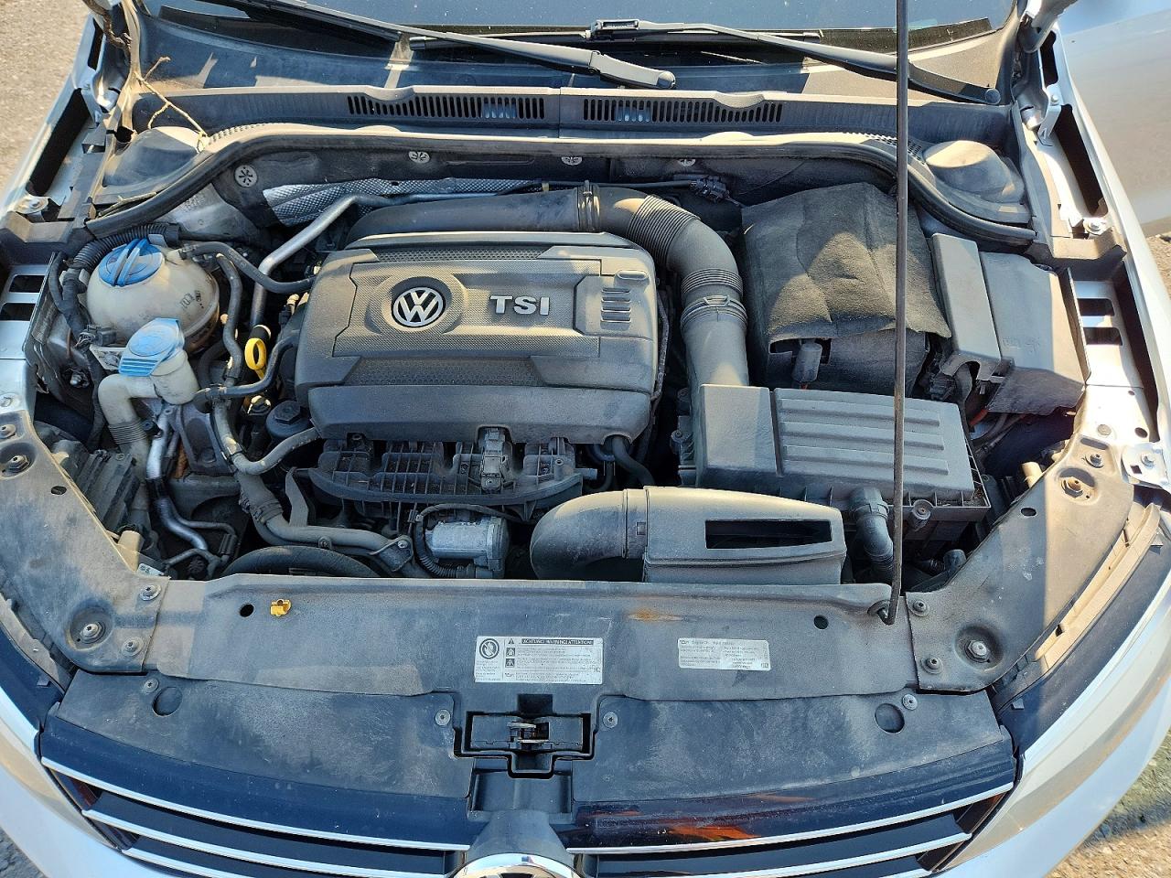 2015 VOLKSWAGEN JETTA