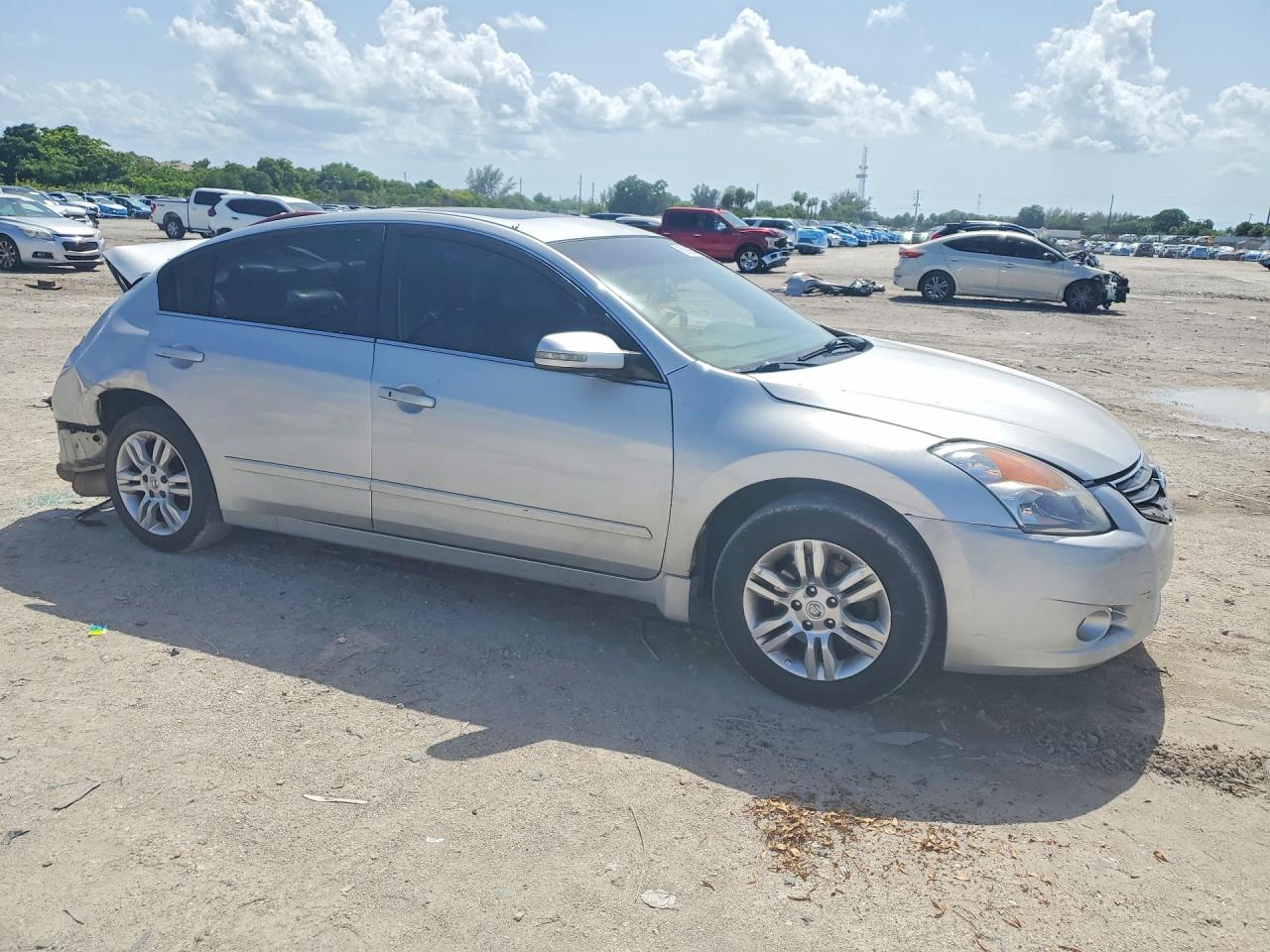 2012 NISSAN ALTIMA