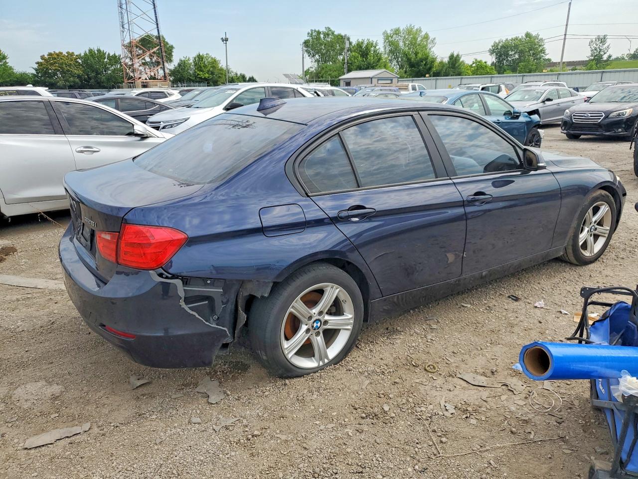 2013 BMW 3 SERIES