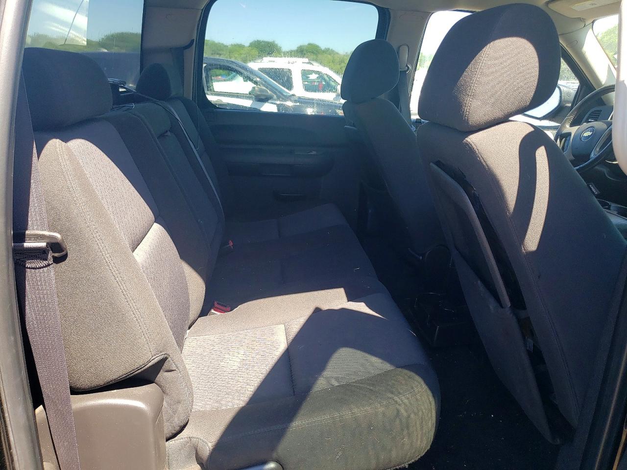 2011 CHEVROLET SILVERADO