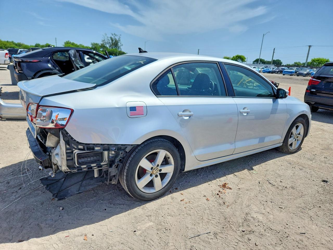 2012 VOLKSWAGEN JETTA
