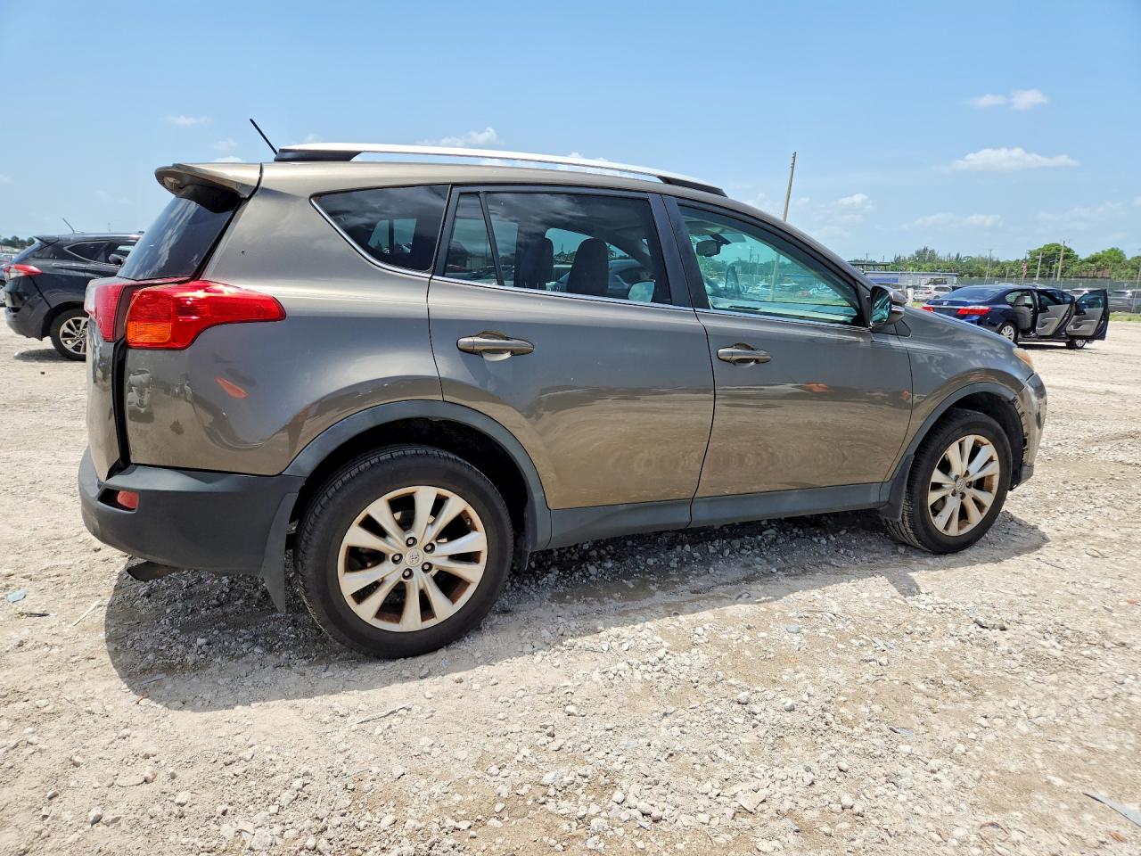 2013 TOYOTA RAV4