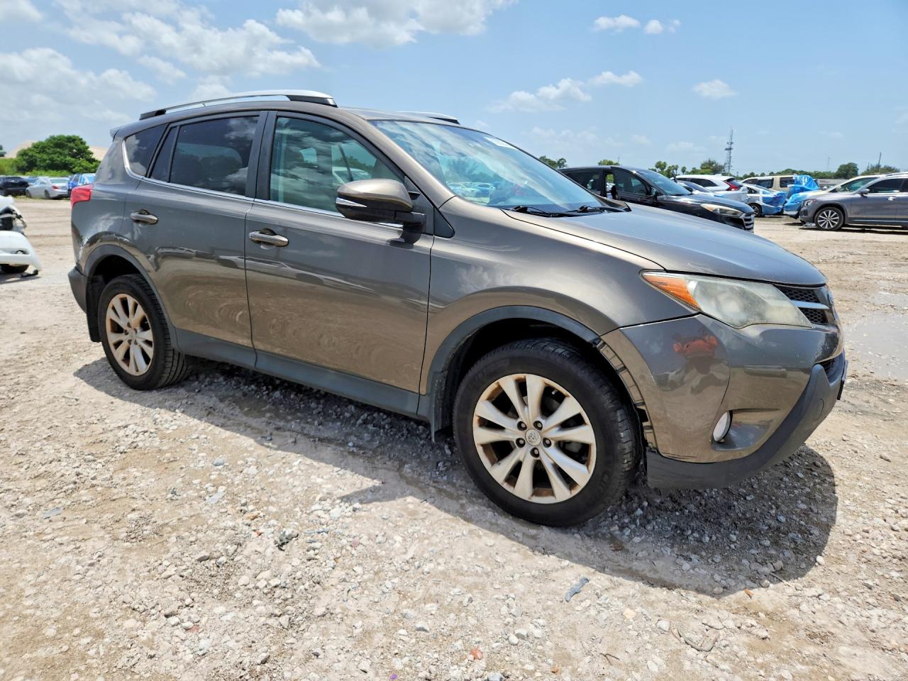 2013 TOYOTA RAV4