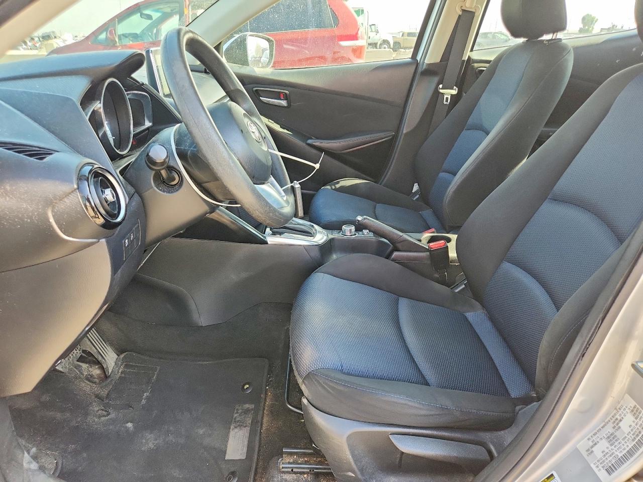 2017 TOYOTA YARIS