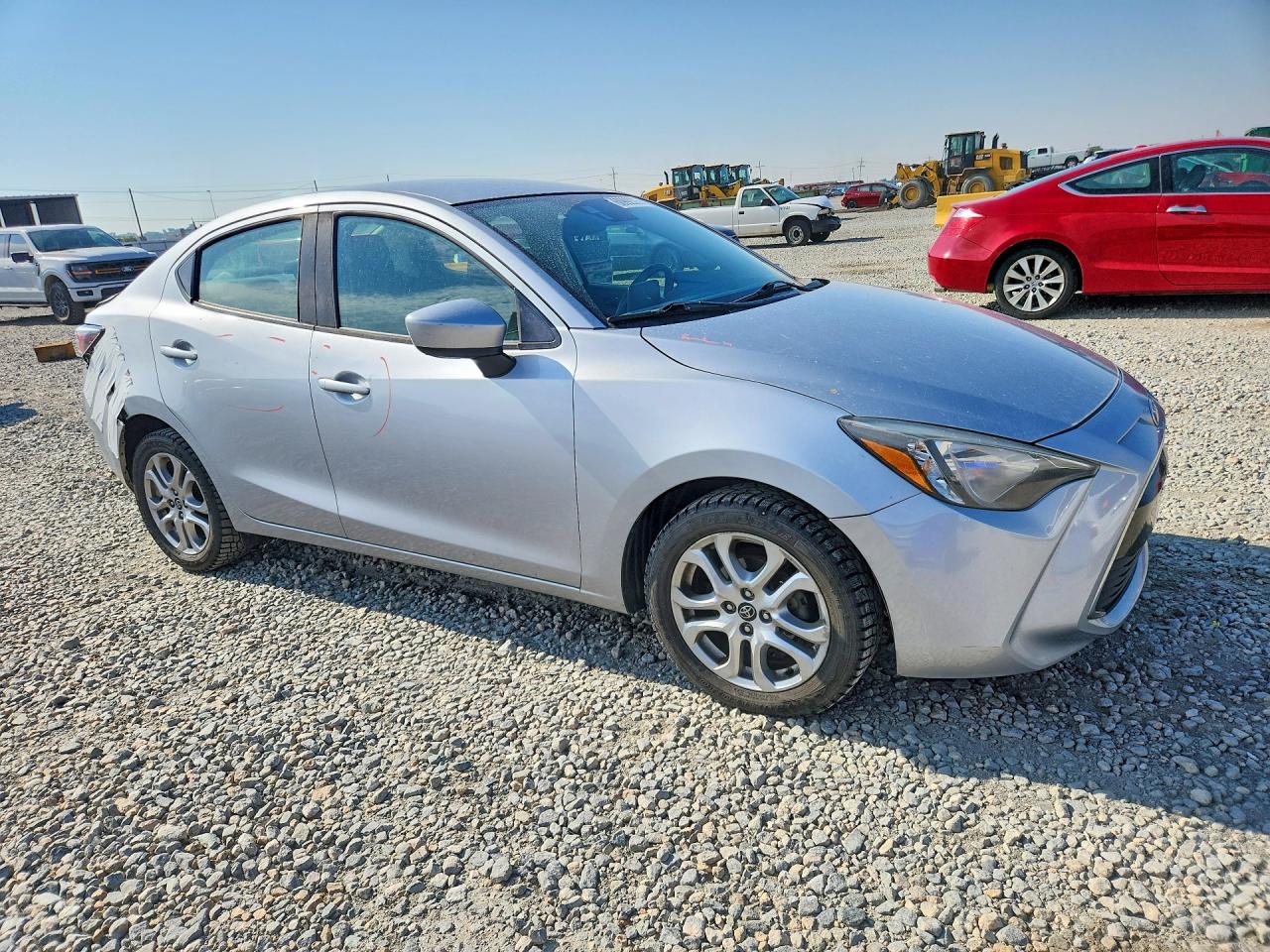 2017 TOYOTA YARIS