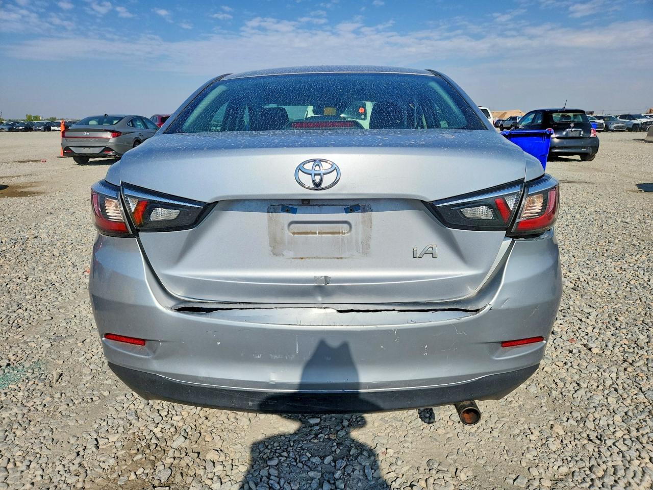 2017 TOYOTA YARIS