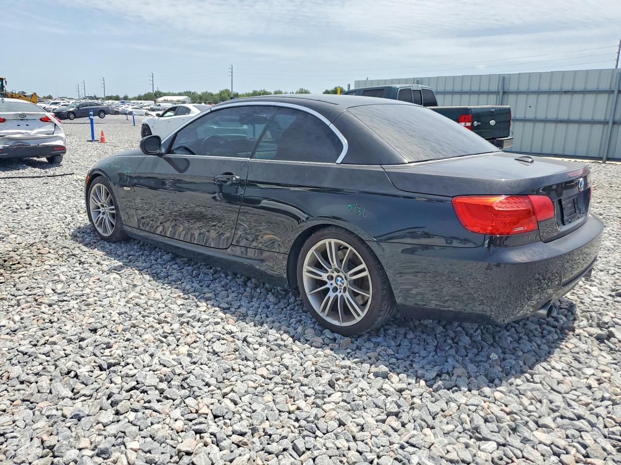 2013 BMW 3 SERIES
