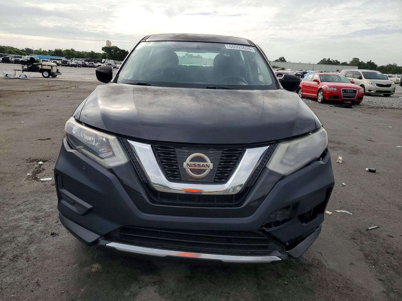 2017 NISSAN ROGUE