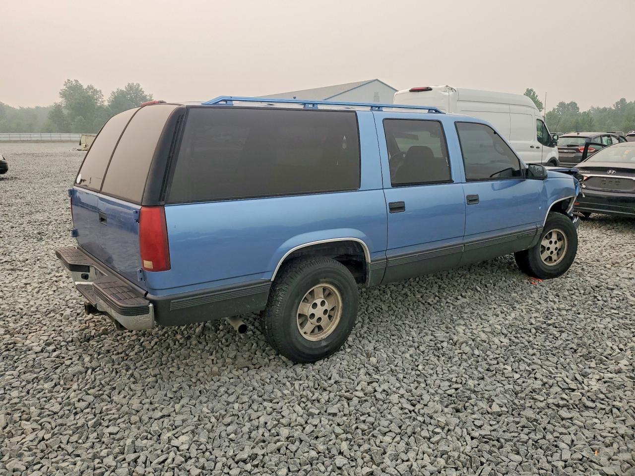 1995 CHEVROLET SUBURBAN