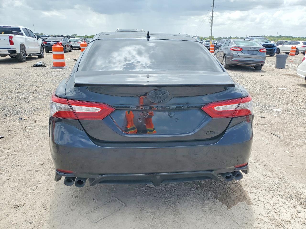2019 TOYOTA CAMRY