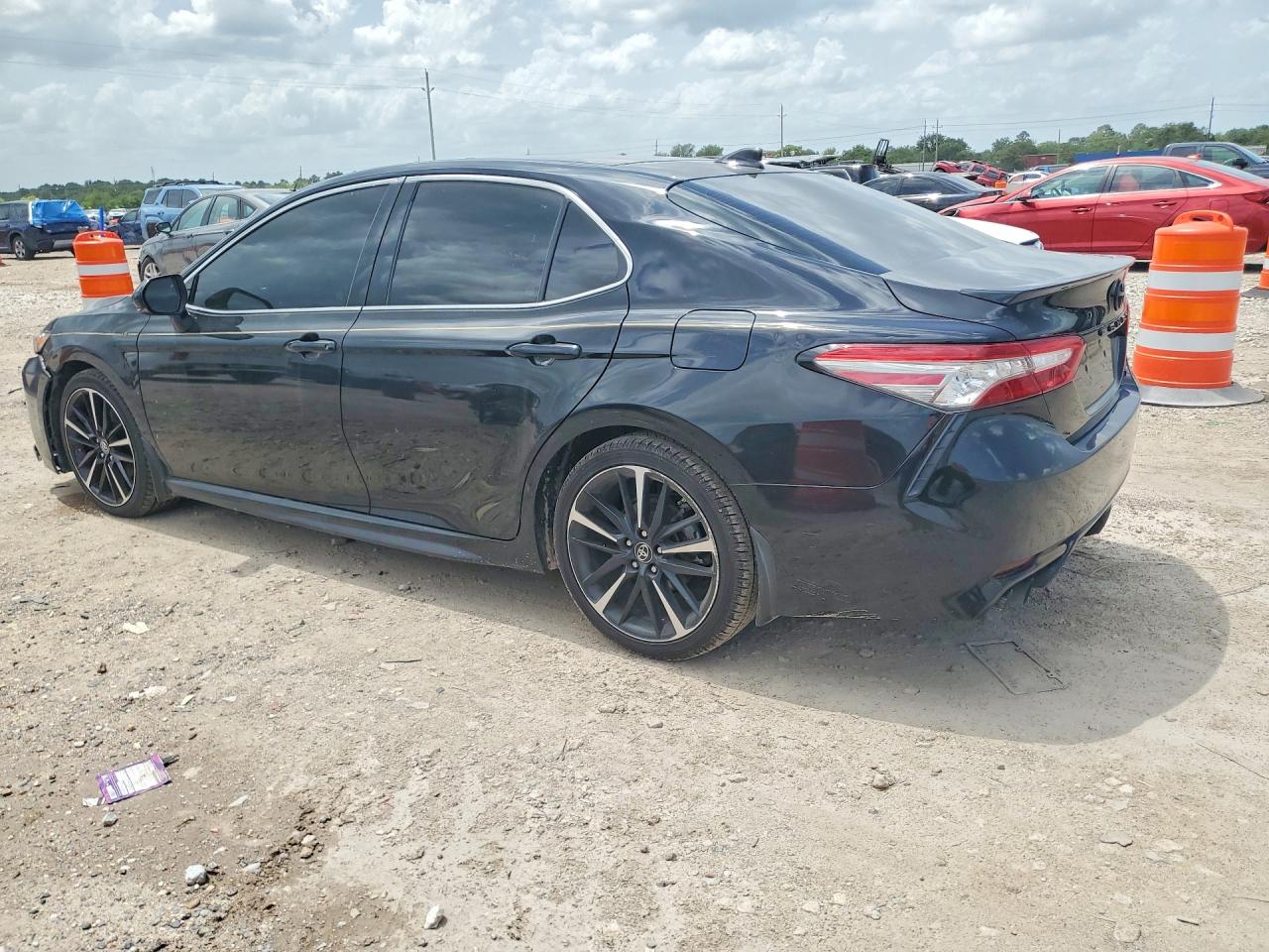 2019 TOYOTA CAMRY