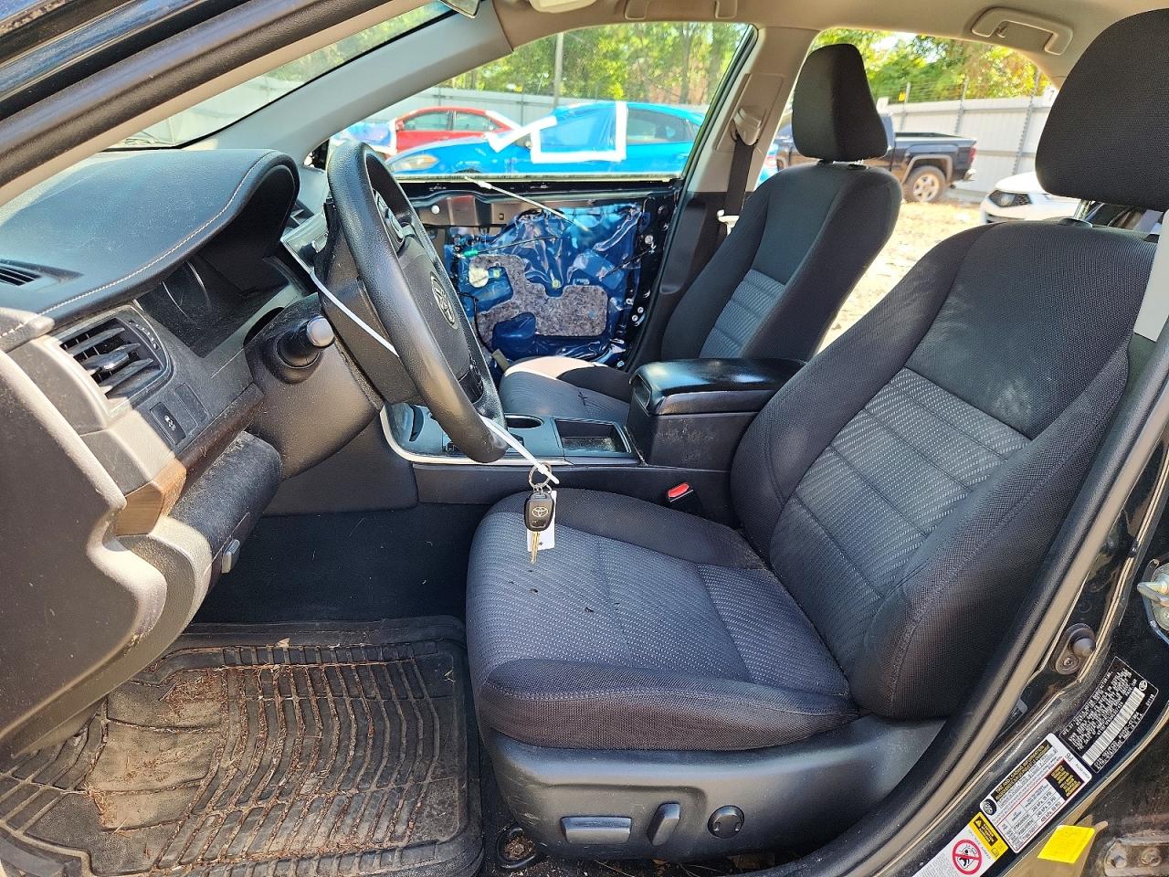 2017 TOYOTA CAMRY