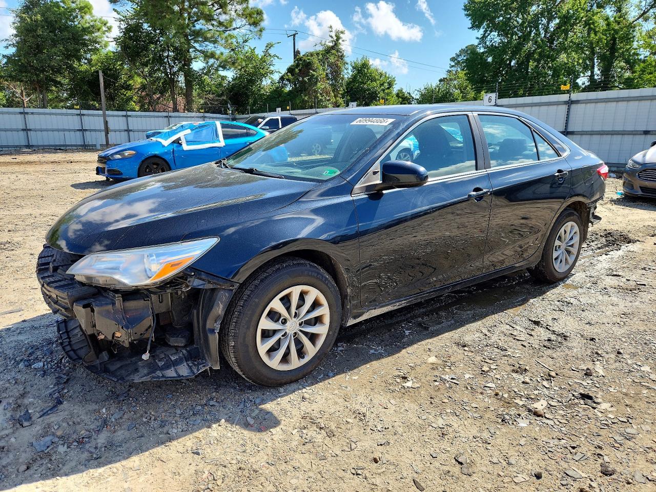 2017 TOYOTA CAMRY