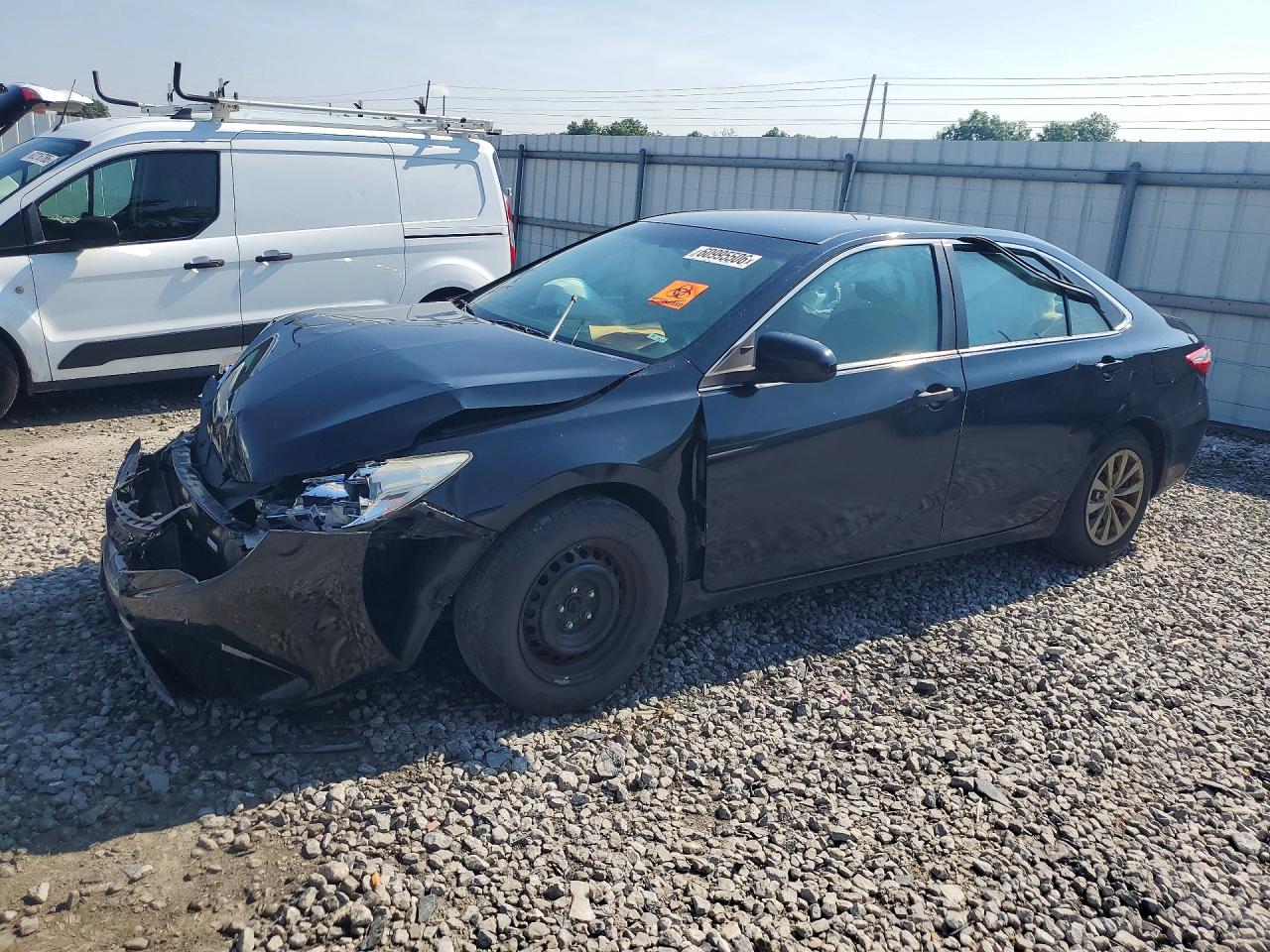 2016 TOYOTA CAMRY