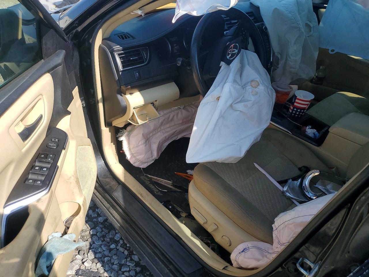 2016 TOYOTA CAMRY