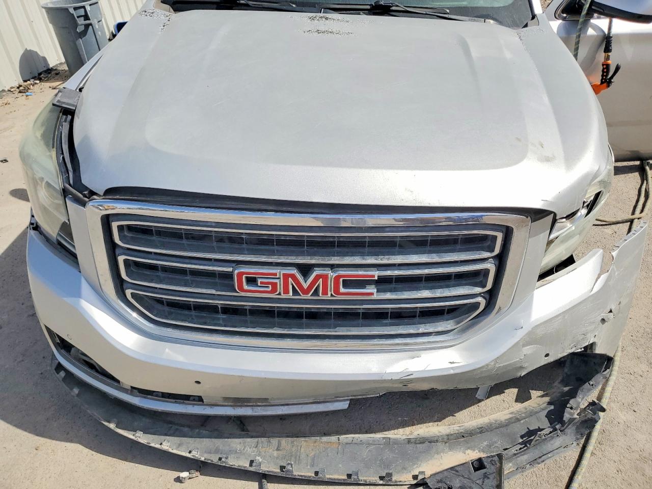 2015 GMC YUKON