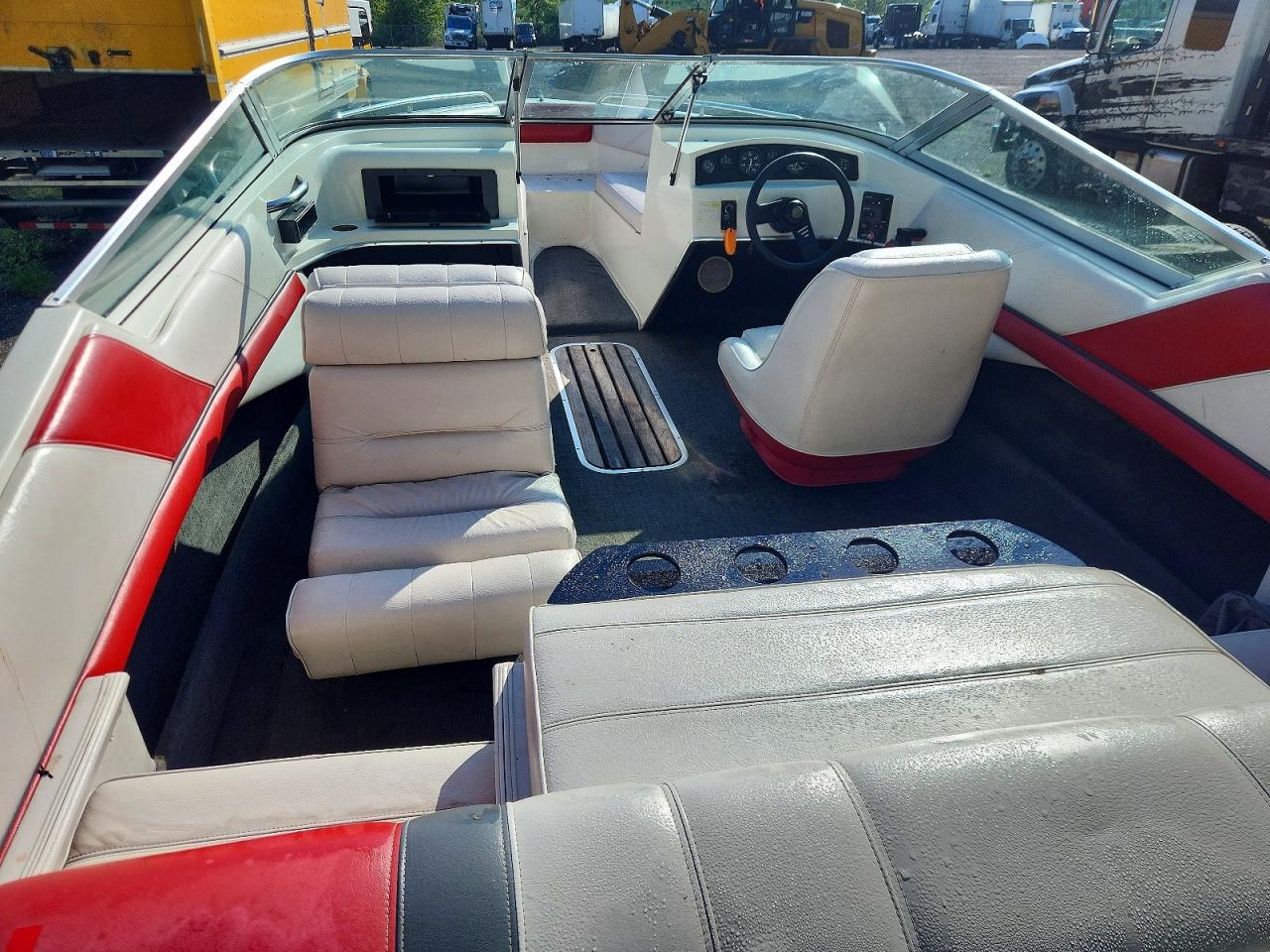 1992 CELEBRITY 190BR