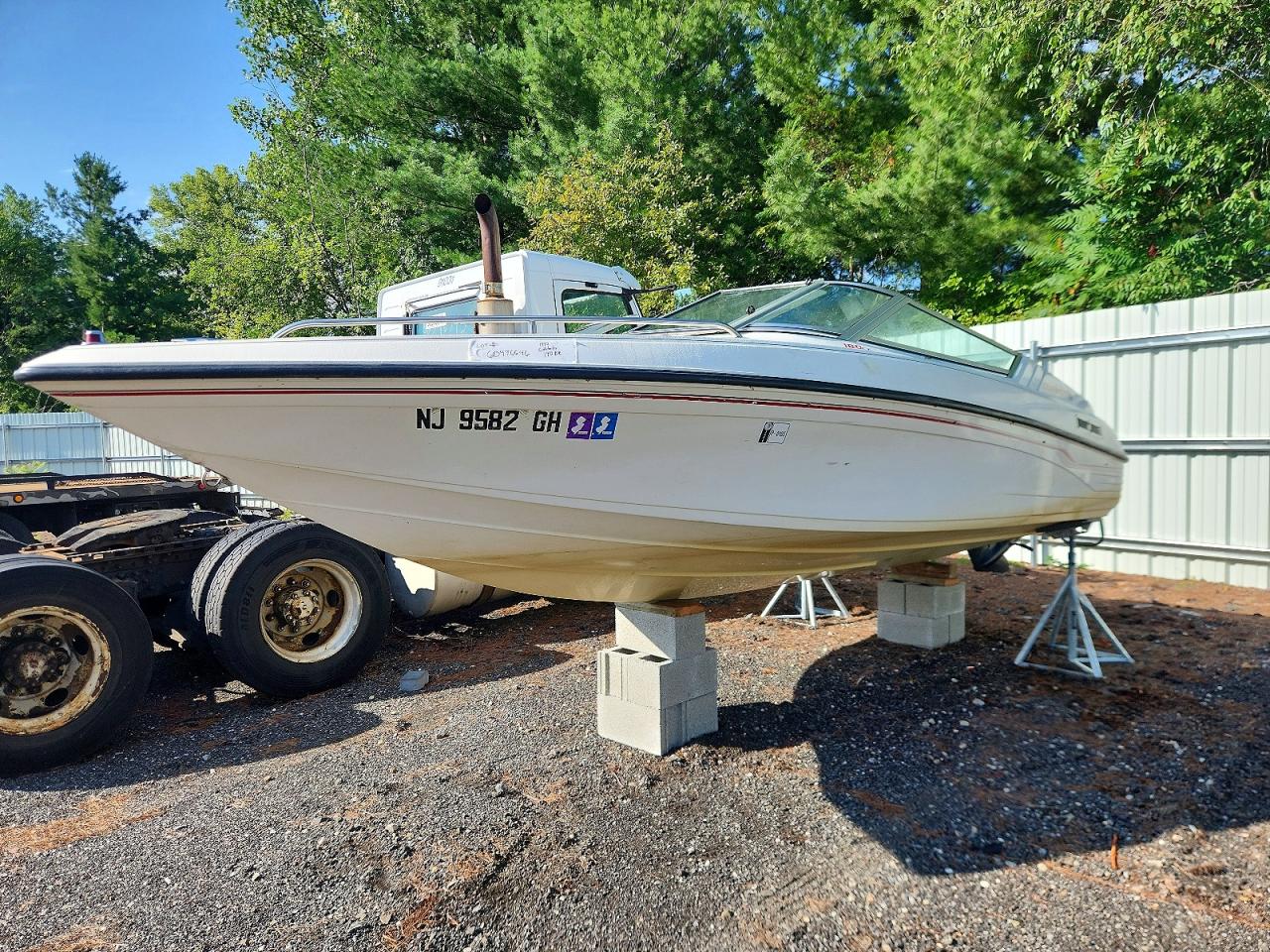 1992 CELEBRITY 190BR