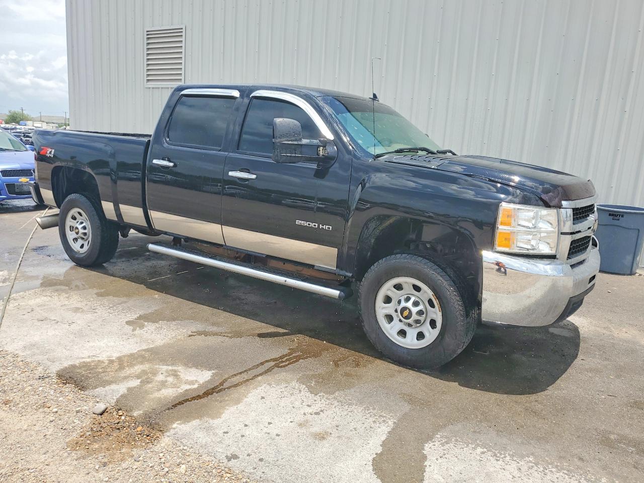 2013 CHEVROLET SILVERADO