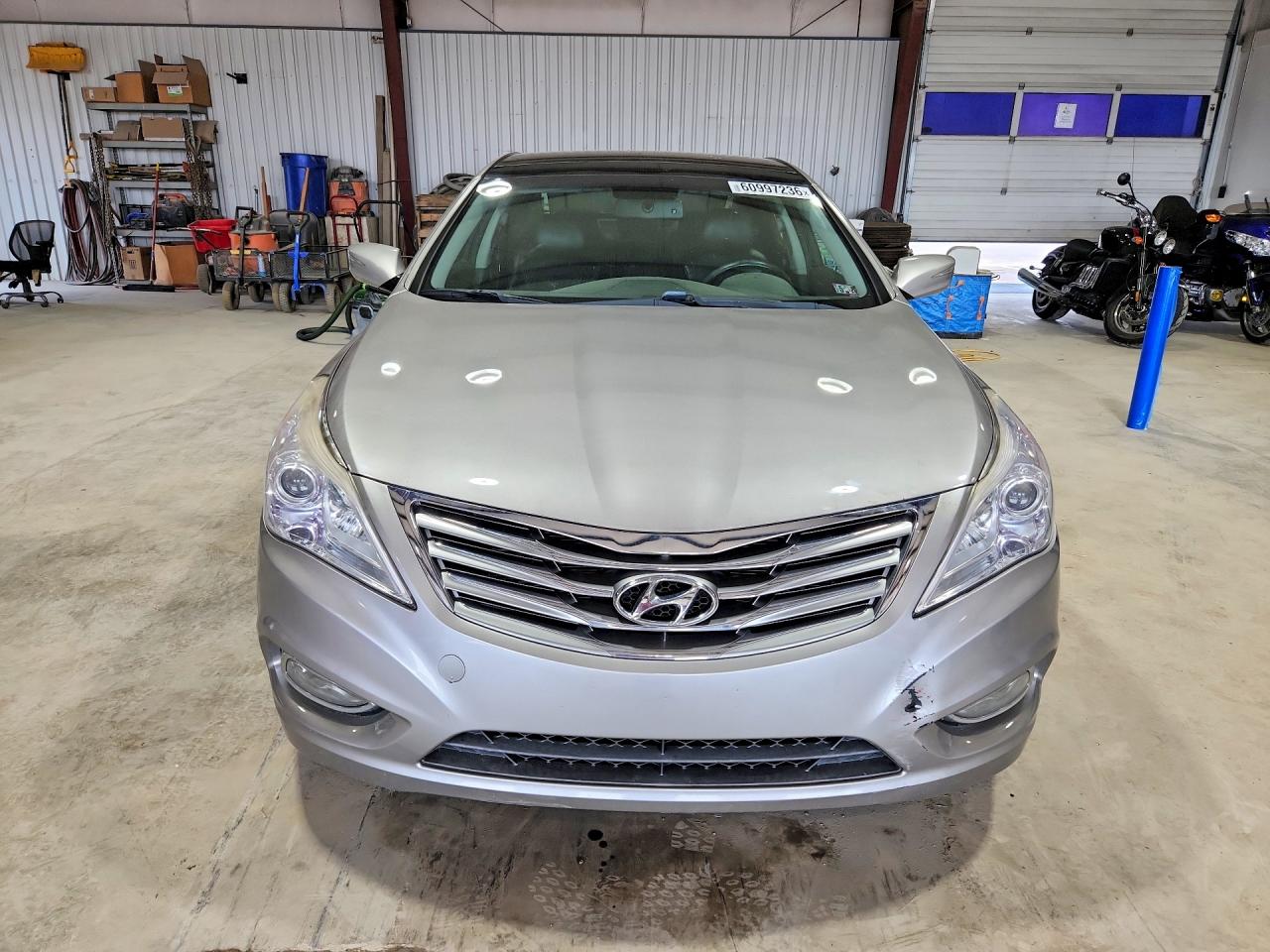 2013 HYUNDAI AZERA