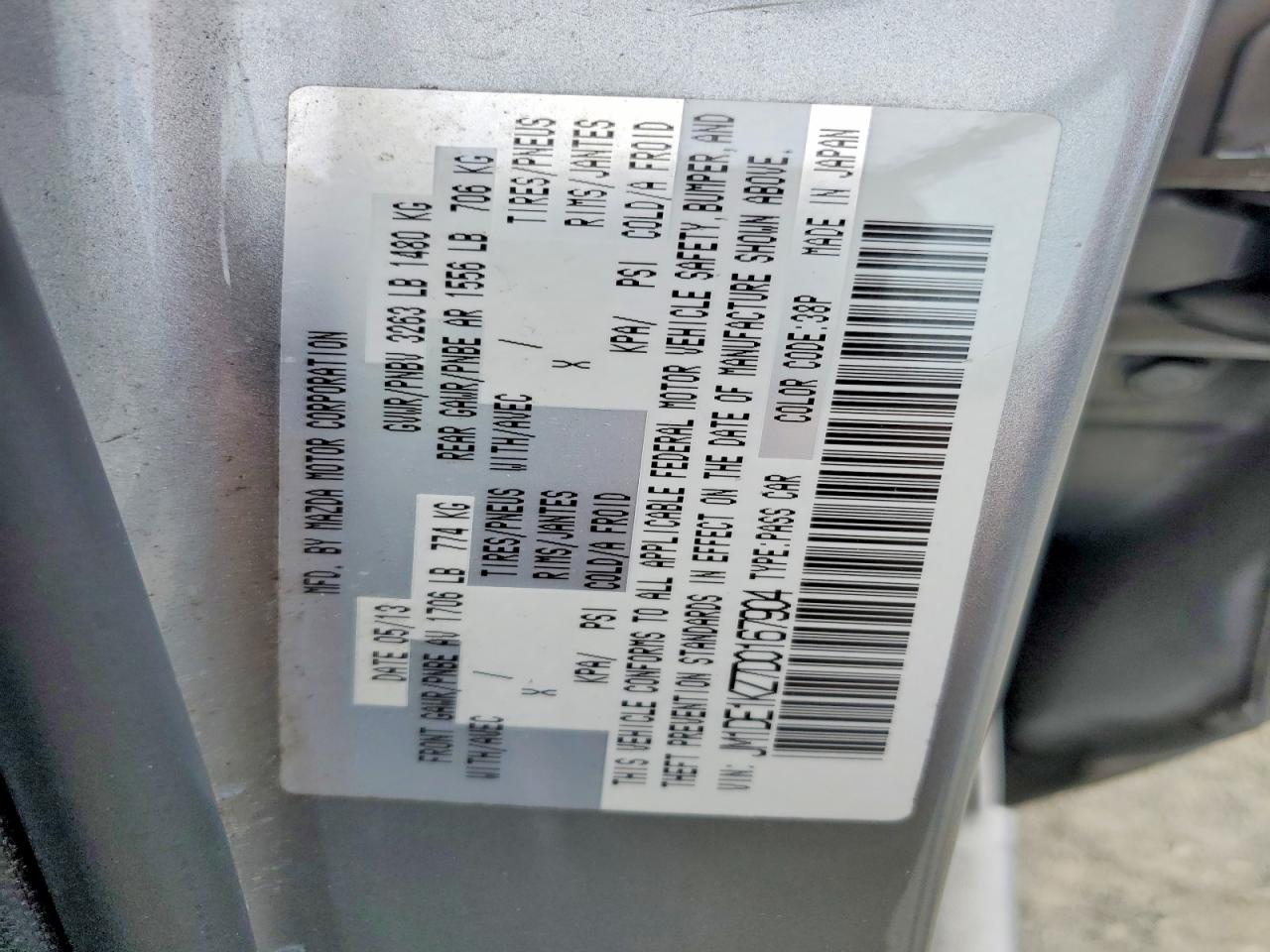 2013 MAZDA 2