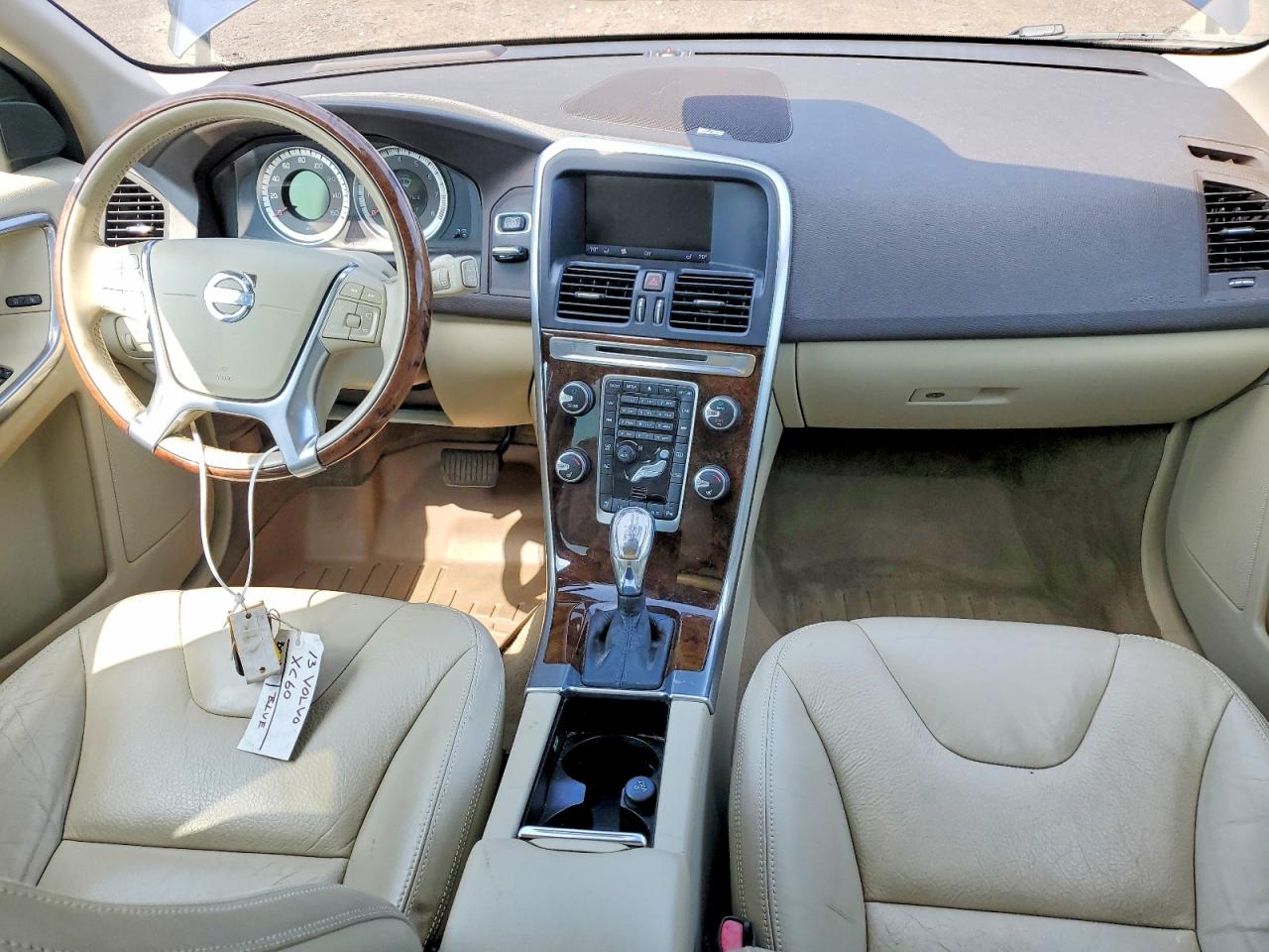 2013 VOLVO XC60