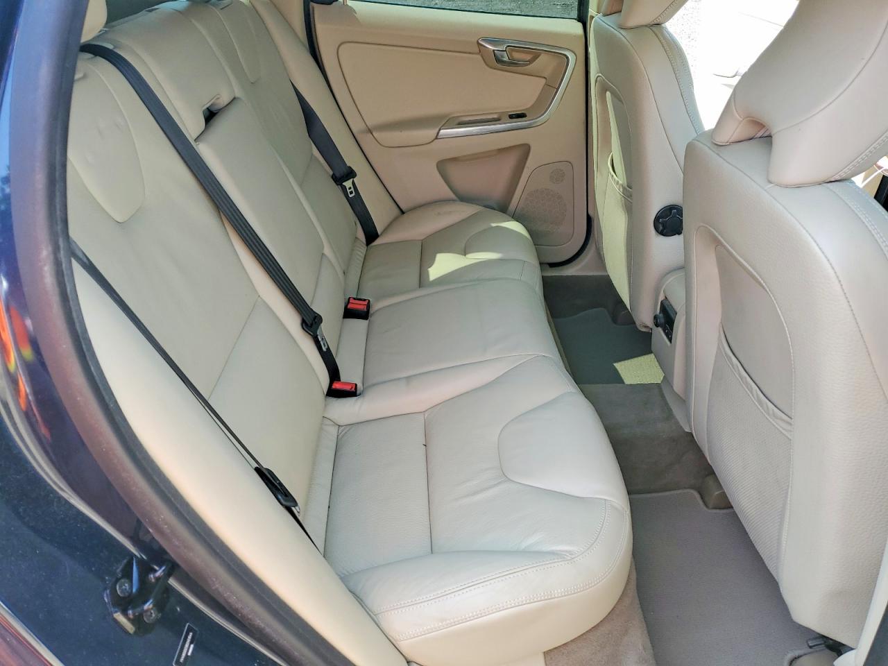 2013 VOLVO XC60